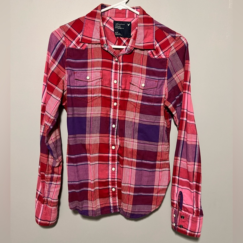 American Eagle Outfitters Classic Lightweight Flannel Button Down - Woman’s Sm